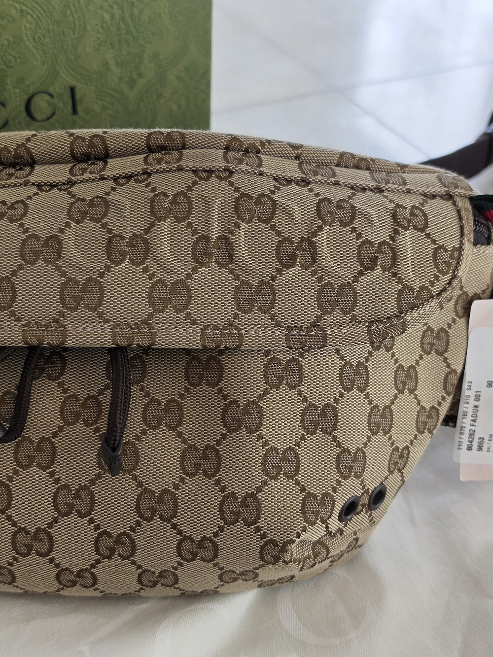 Gucci Beige Monogram Canvas Men’s Crossbody Belt Bag - Picture 1 of 12